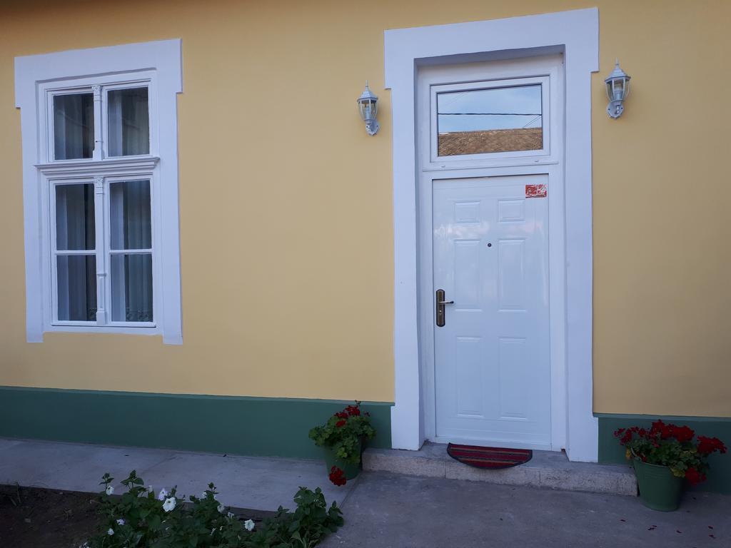 Apartment Milijana Subotica Exterior foto